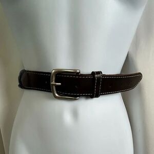 Vineyard Vines Mens  blue and Brown Leather Belt size 42